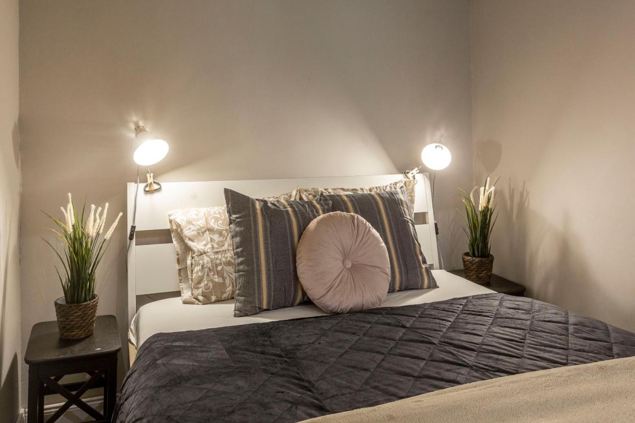 Spacious & Cozy Downtown With Balcony * Budapeszt