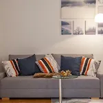 Spacious & Cozy Downtown Apartment With Balcony